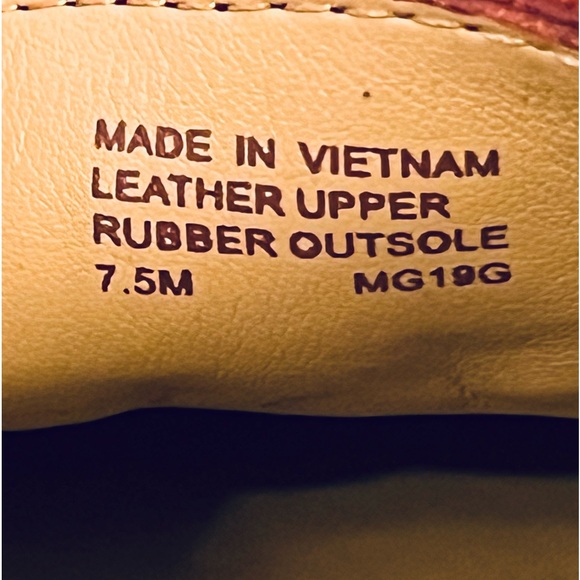 Michael Kors Suede Sutton Moccasin- Size 7.5- Wine Color - Picture 5 of 5